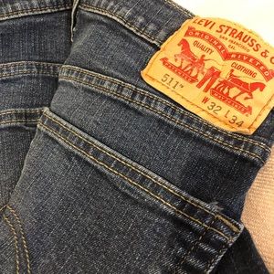 Mens Levi jeans. 511 32x34